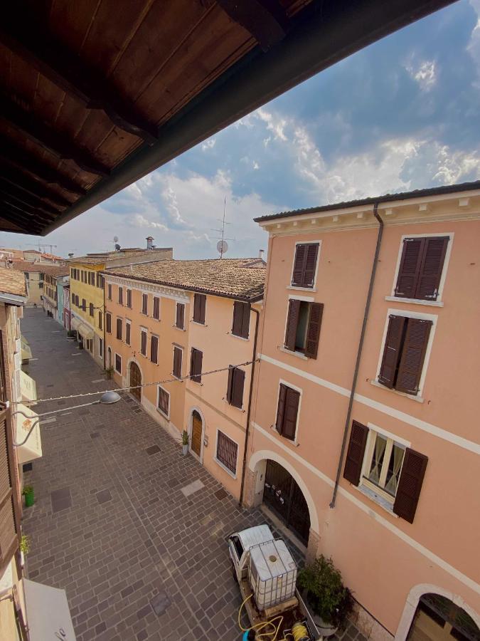 Antico Borgo Apartment Desenzano del Garda Exterior foto