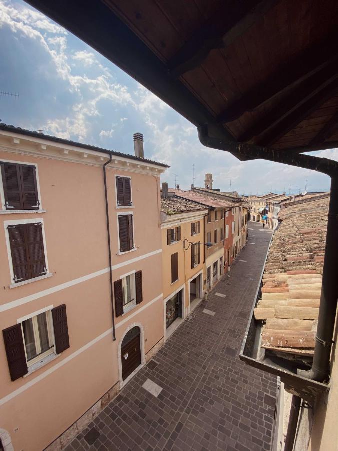 Antico Borgo Apartment Desenzano del Garda Exterior foto