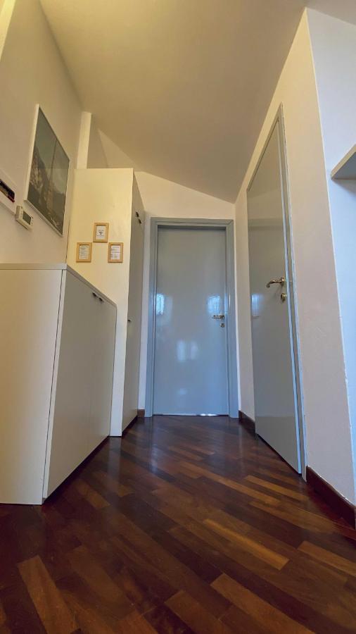 Antico Borgo Apartment Desenzano del Garda Exterior foto