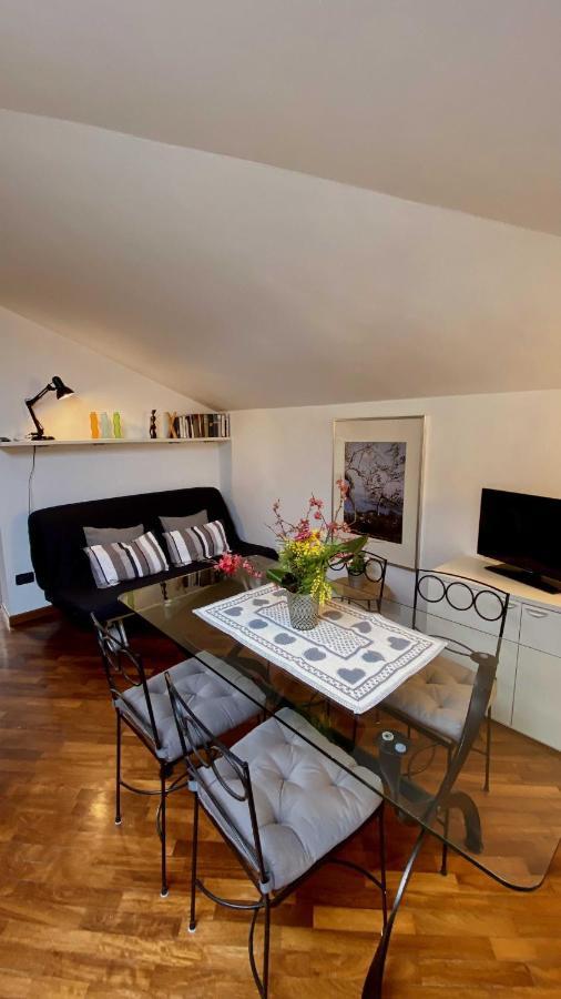 Antico Borgo Apartment Desenzano del Garda Exterior foto